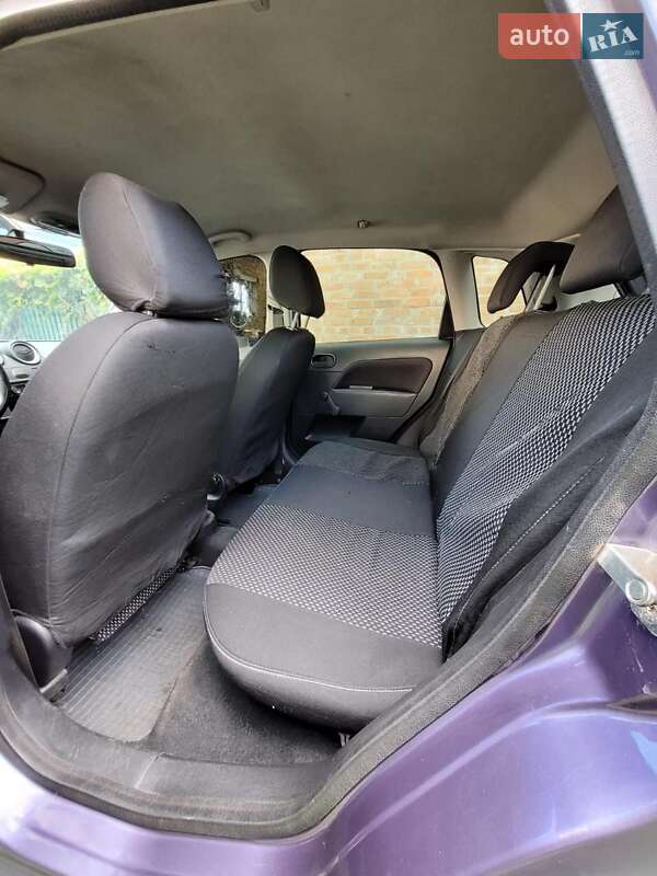 Хэтчбек Ford Fiesta 2006 в Нежине фото 6 Хэтчбек Ford Fiesta 2006 в Нежине