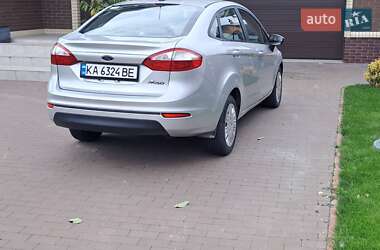 Седан Ford Fiesta 2017 в 