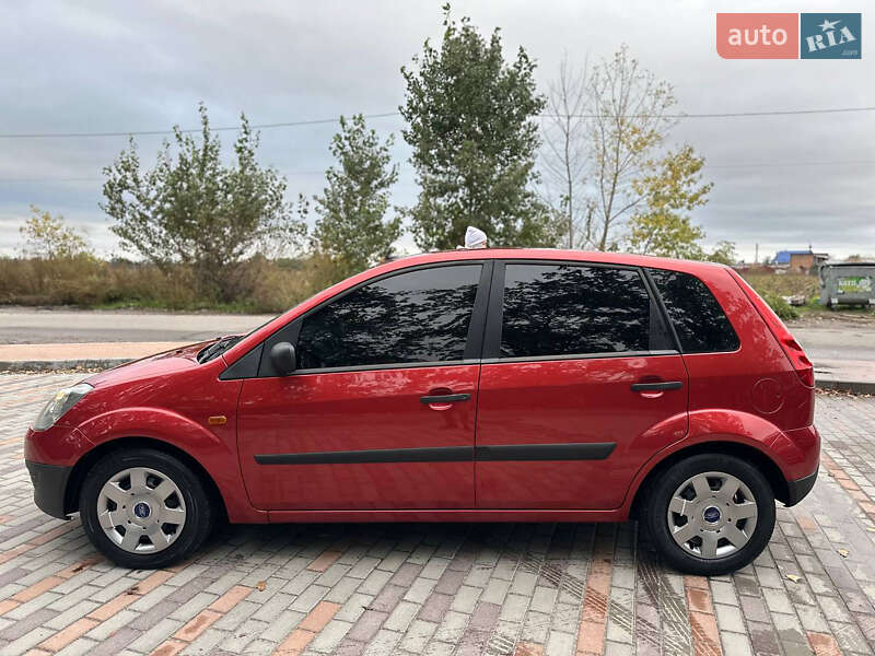 Хетчбек Ford Fiesta 2008 в Білій Церкві