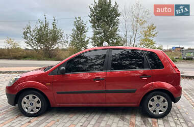 Хэтчбек Ford Fiesta 2008 в 