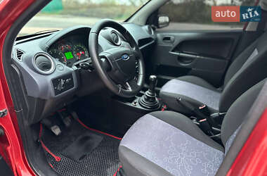 Хэтчбек Ford Fiesta 2008 в 