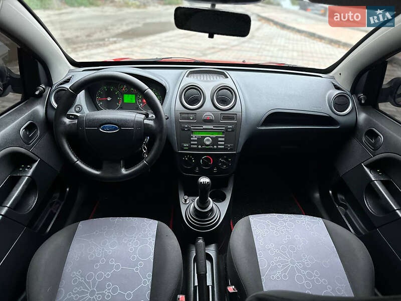 Хетчбек Ford Fiesta 2008 в Білій Церкві