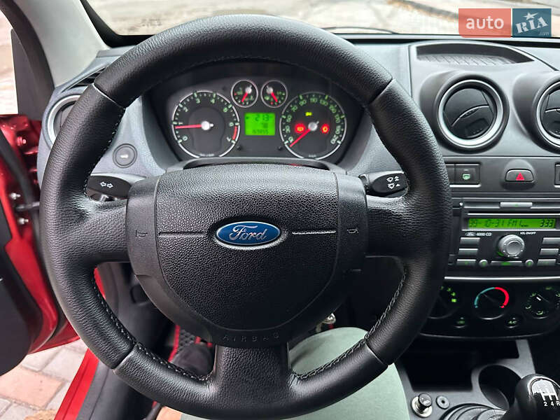 Хетчбек Ford Fiesta 2008 в Білій Церкві