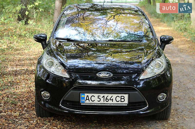 Хетчбек Ford Fiesta 2010 в Луцьку фото 2 Хетчбек Ford Fiesta 2010 в Луцьку