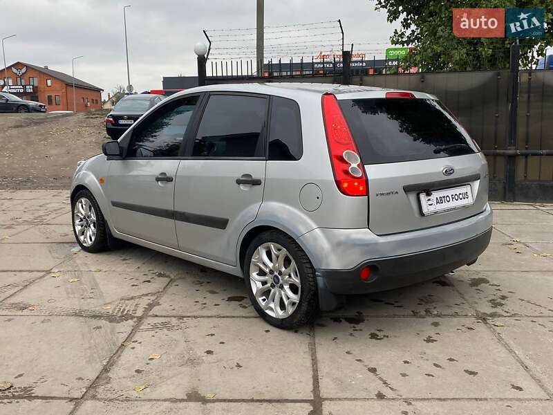 Хетчбек Ford Fiesta 2006 в Києві фото 5 Хетчбек Ford Fiesta 2006 в Києві