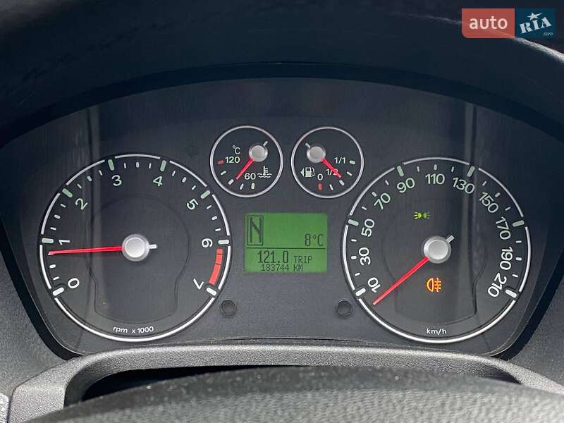 Хетчбек Ford Fiesta 2006 в Києві фото 15 Хетчбек Ford Fiesta 2006 в Києві