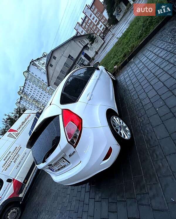 Хетчбек Ford Fiesta 2013 в Івано-Франківську фото 10 Хетчбек Ford Fiesta 2013 в Івано-Франківську