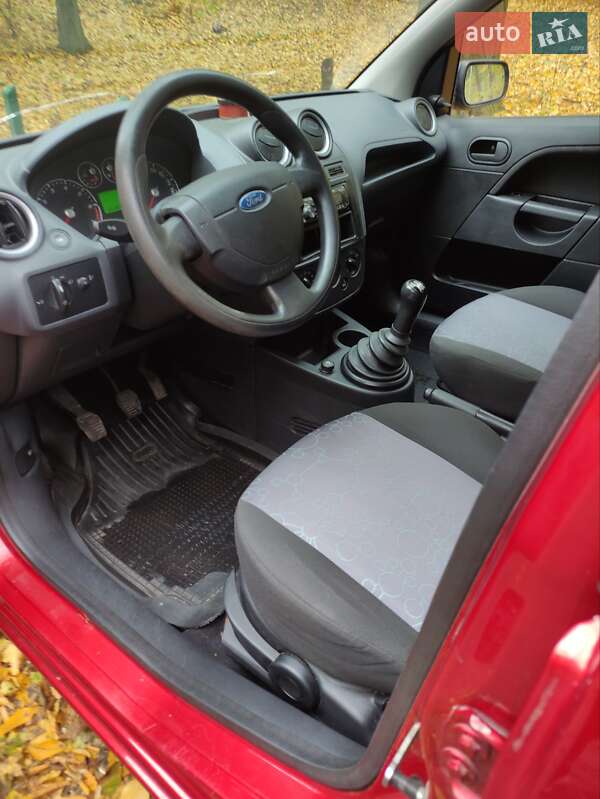 Хетчбек Ford Fiesta 2007 в Києві фото 10 Хетчбек Ford Fiesta 2007 в Києві