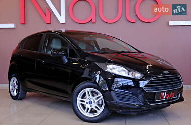 Хэтчбек Ford Fiesta 2018 в 