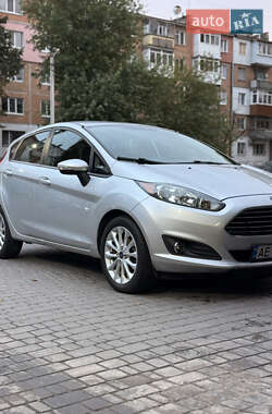 Хэтчбек Ford Fiesta 2013 в Каменском