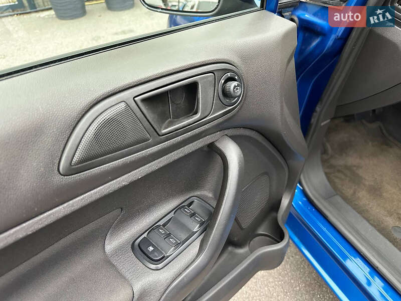 Седан Ford Fiesta 2018 в Киеве фото 11 Седан Ford Fiesta 2018 в Киеве