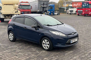 Хэтчбек Ford Fiesta 2012 в 