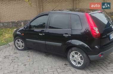 Хэтчбек Ford Fiesta 2008 в Кременчуге Хэтчбек Ford Fiesta 2008 в Кременчуге