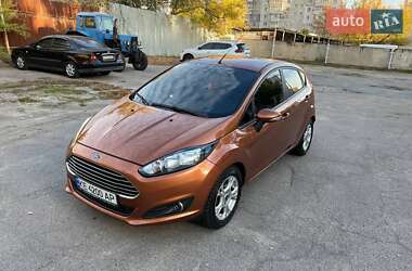 Хэтчбек Ford Fiesta 2015 в Днепре