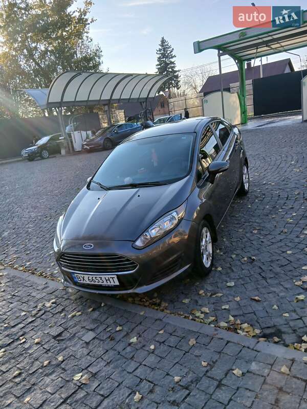 Седан Ford Fiesta 2014 в Хмельницькому