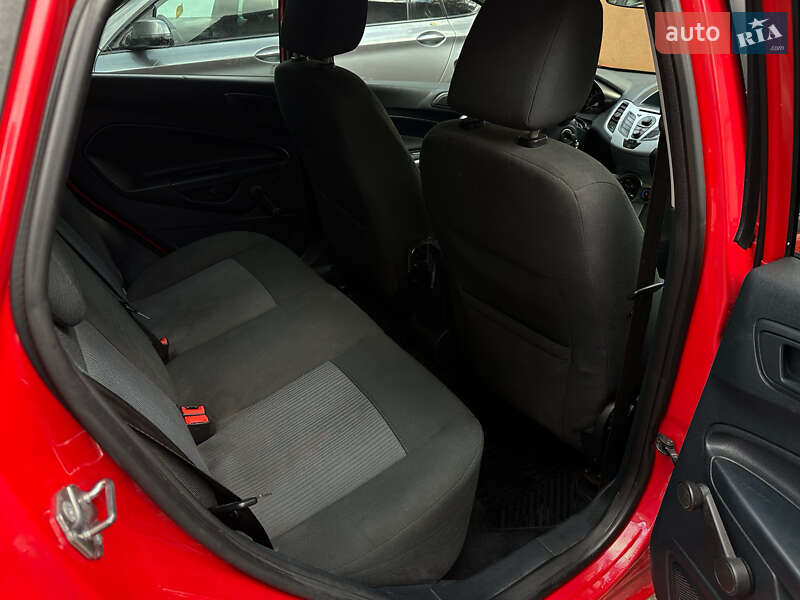 Хэтчбек Ford Fiesta 2011 в Львове фото 13 Хэтчбек Ford Fiesta 2011 в Львове