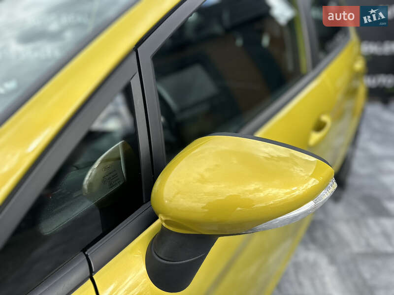 Хетчбек Ford Fiesta 2015 в Вінниці фото 24 Хетчбек Ford Fiesta 2015 в Вінниці