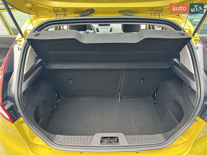 Хетчбек Ford Fiesta 2015 в Вінниці фото 45 Хетчбек Ford Fiesta 2015 в Вінниці