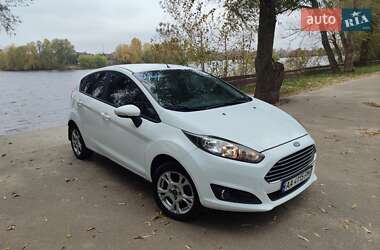 Хэтчбек Ford Fiesta 2013 в Киеве Хэтчбек Ford Fiesta 2013 в Киеве