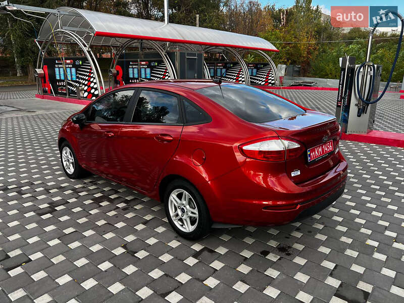 Седан Ford Fiesta 2018 в Запоріжжі