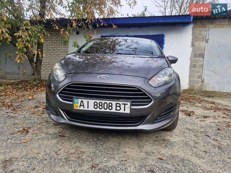 Седан Ford Fiesta 2016 в Києві фото 5 Седан Ford Fiesta 2016 в Києві
