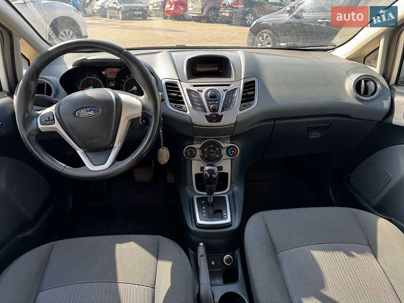 Хэтчбек Ford Fiesta 2011 в Днепре фото 10 Хэтчбек Ford Fiesta 2011 в Днепре