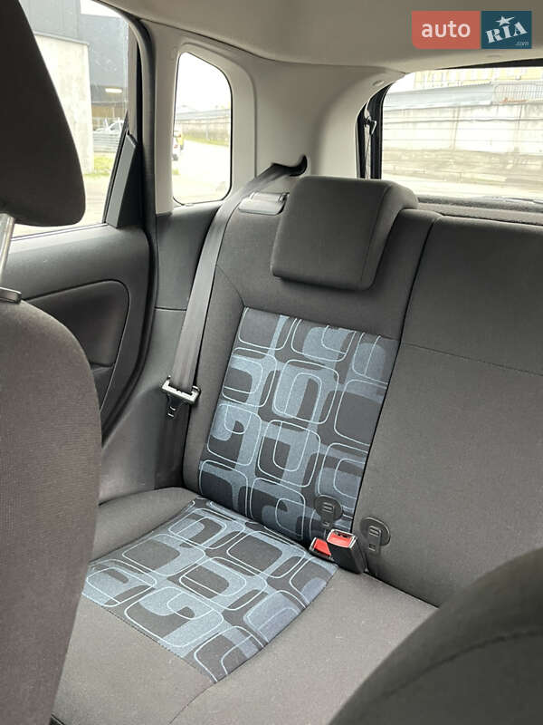 Хетчбек Ford Fiesta 2007 в Києві фото 9 Хетчбек Ford Fiesta 2007 в Києві