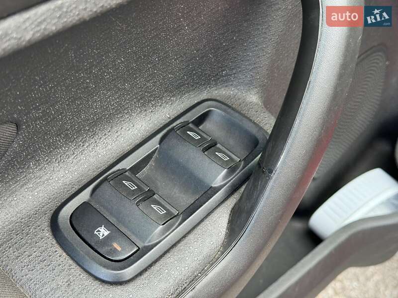 Седан Ford Fiesta 2016 в Виннице фото 13 Седан Ford Fiesta 2016 в Виннице