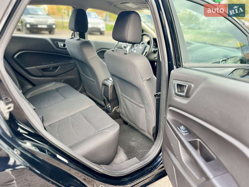 Седан Ford Fiesta 2016 в Києві фото 18 Седан Ford Fiesta 2016 в Києві