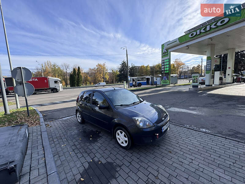 Хэтчбек Ford Fiesta 2006 в Черкассах фото 3 Хэтчбек Ford Fiesta 2006 в Черкассах