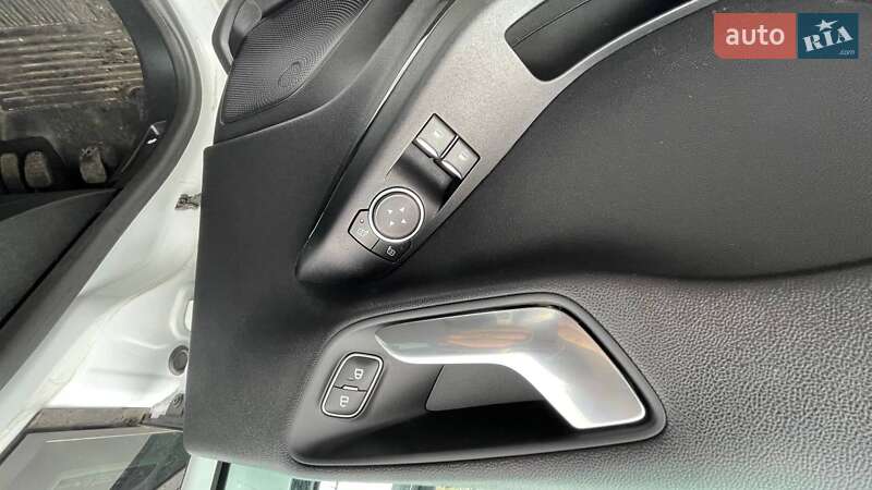 Хэтчбек Ford Fiesta 2018 в Киеве