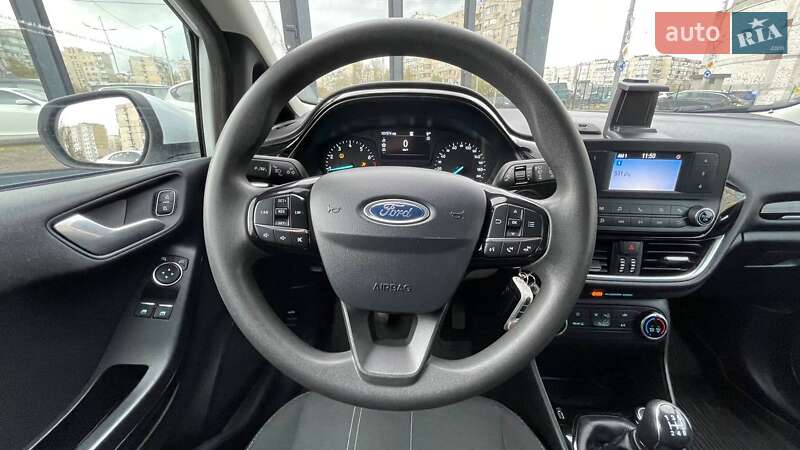 Хэтчбек Ford Fiesta 2018 в Киеве