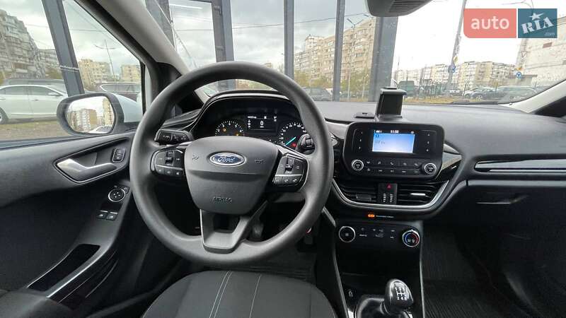Хэтчбек Ford Fiesta 2018 в Киеве