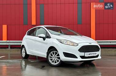 Хэтчбек Ford Fiesta 2015 в Киеве