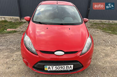 Хэтчбек Ford Fiesta 2010 в Снятине