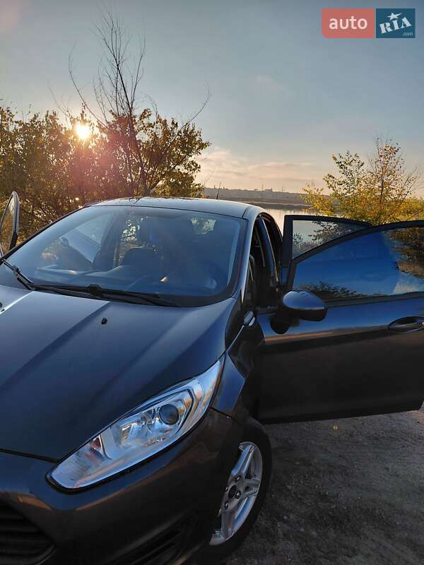 Хетчбек Ford Fiesta 2018 в Миколаєві фото 7 Хетчбек Ford Fiesta 2018 в Миколаєві