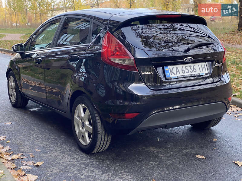 Хэтчбек Ford Fiesta 2011 в Чернигове фото 6 Хэтчбек Ford Fiesta 2011 в Чернигове