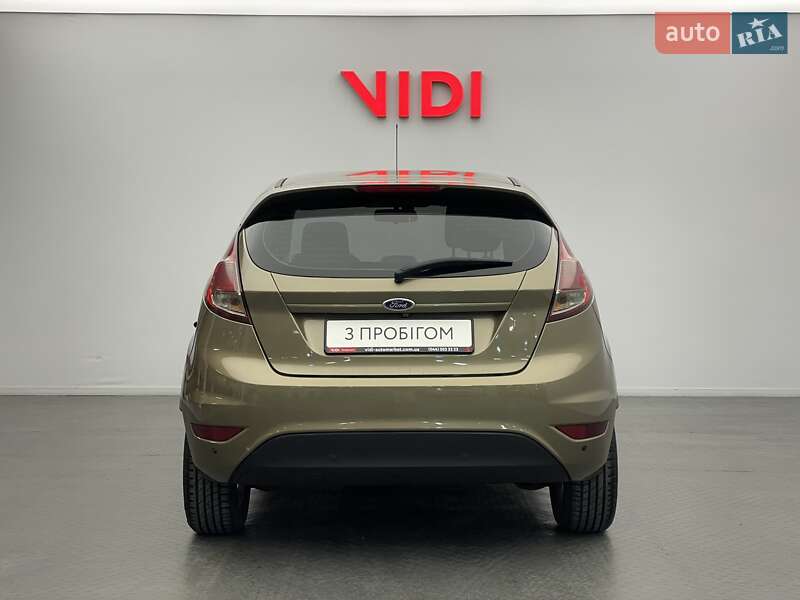 Хетчбек Ford Fiesta 2014 в Києві