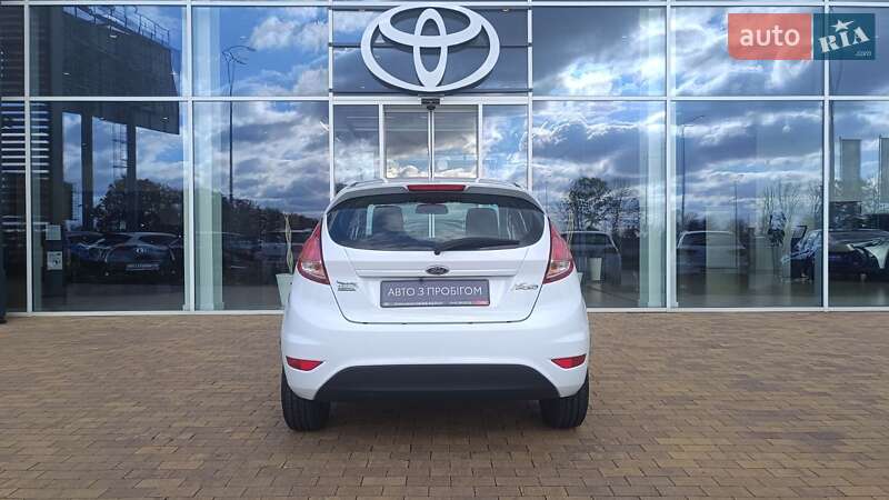 Хетчбек Ford Fiesta 2016 в Києві фото 4 Хетчбек Ford Fiesta 2016 в Києві