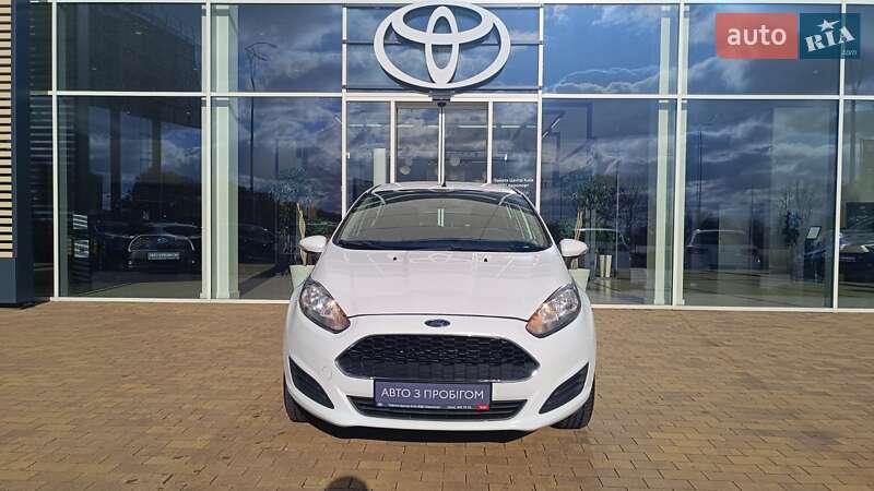 Хетчбек Ford Fiesta 2016 в Києві фото 5 Хетчбек Ford Fiesta 2016 в Києві