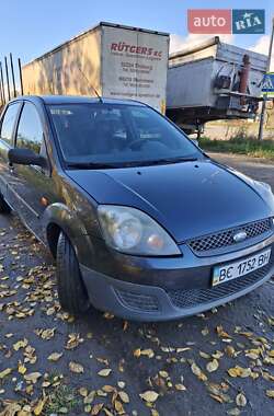 Хэтчбек Ford Fiesta 2007 в Городке