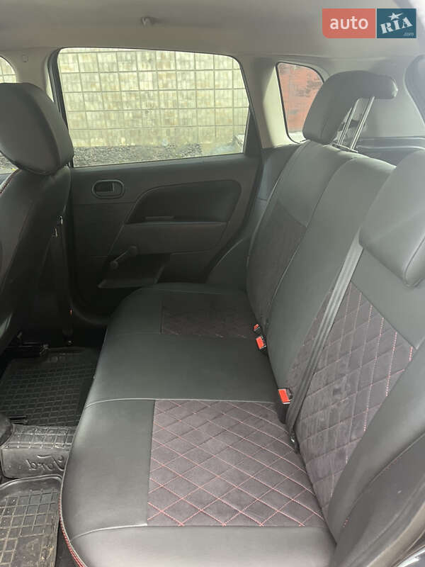 Хэтчбек Ford Fiesta 2008 в Виннице фото 11 Хэтчбек Ford Fiesta 2008 в Виннице