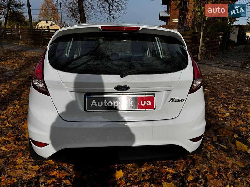 Хэтчбек Ford Fiesta 2017 в Киеве фото 7 Хэтчбек Ford Fiesta 2017 в Киеве