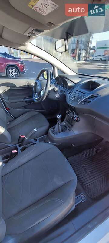 Хетчбек Ford Fiesta 2017 в Броварах