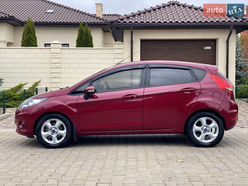 Хэтчбек Ford Fiesta 2011 в Одессе фото 26 Хэтчбек Ford Fiesta 2011 в Одессе