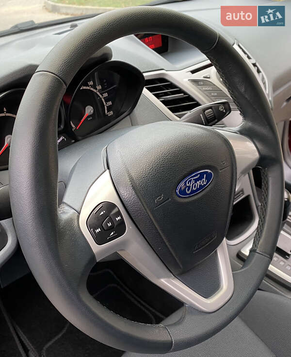 Хэтчбек Ford Fiesta 2011 в Одессе фото 54 Хэтчбек Ford Fiesta 2011 в Одессе