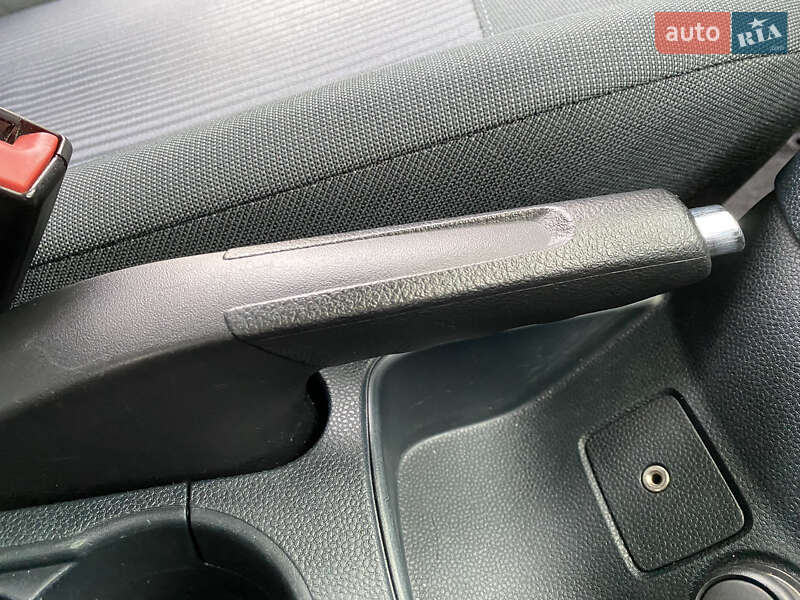 Хэтчбек Ford Fiesta 2011 в Одессе фото 63 Хэтчбек Ford Fiesta 2011 в Одессе