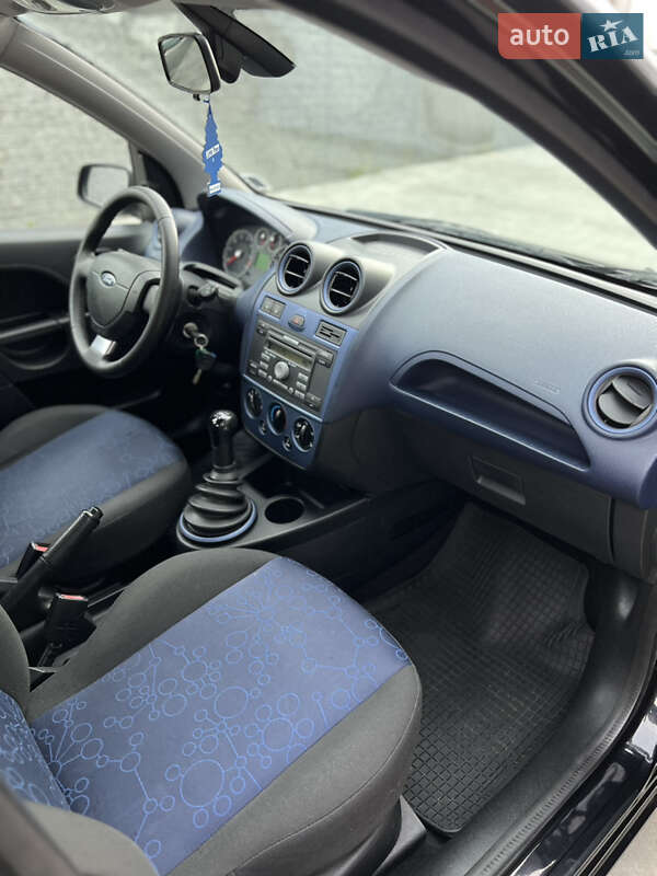 Хетчбек Ford Fiesta 2008 в Луцьку фото 50 Хетчбек Ford Fiesta 2008 в Луцьку