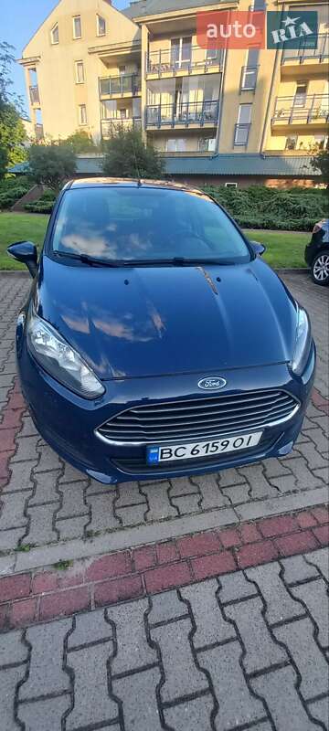 Хэтчбек Ford Fiesta 2014 в Львове