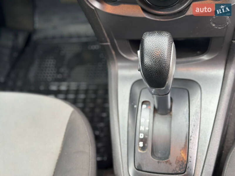 Хэтчбек Ford Fiesta 2015 в Николаеве фото 12 Хэтчбек Ford Fiesta 2015 в Николаеве